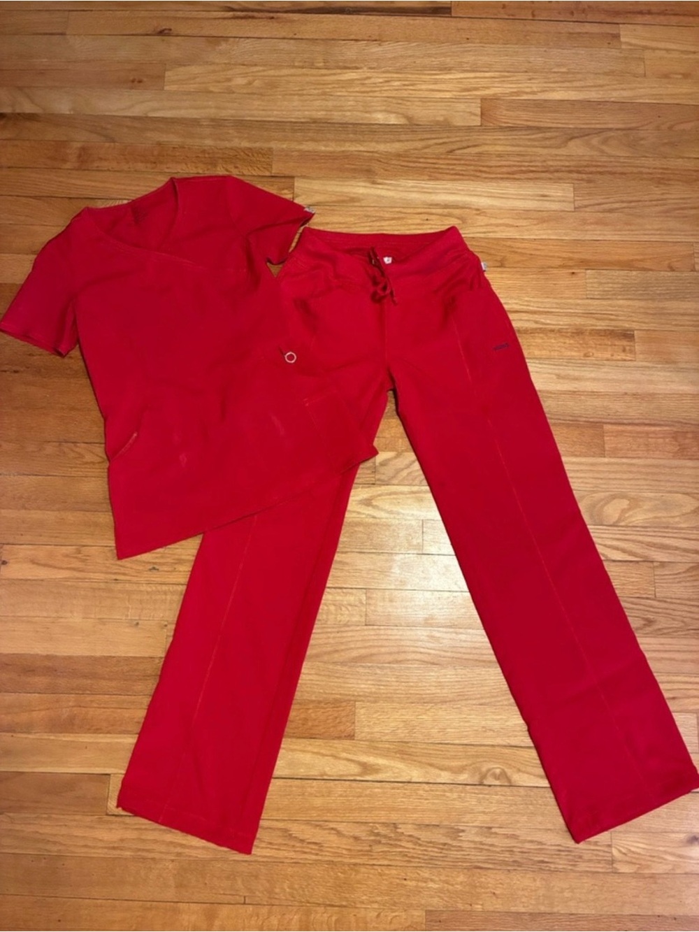 Cherokee infinity scrub set